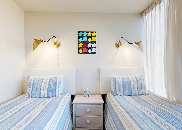 Apartment Century I 402